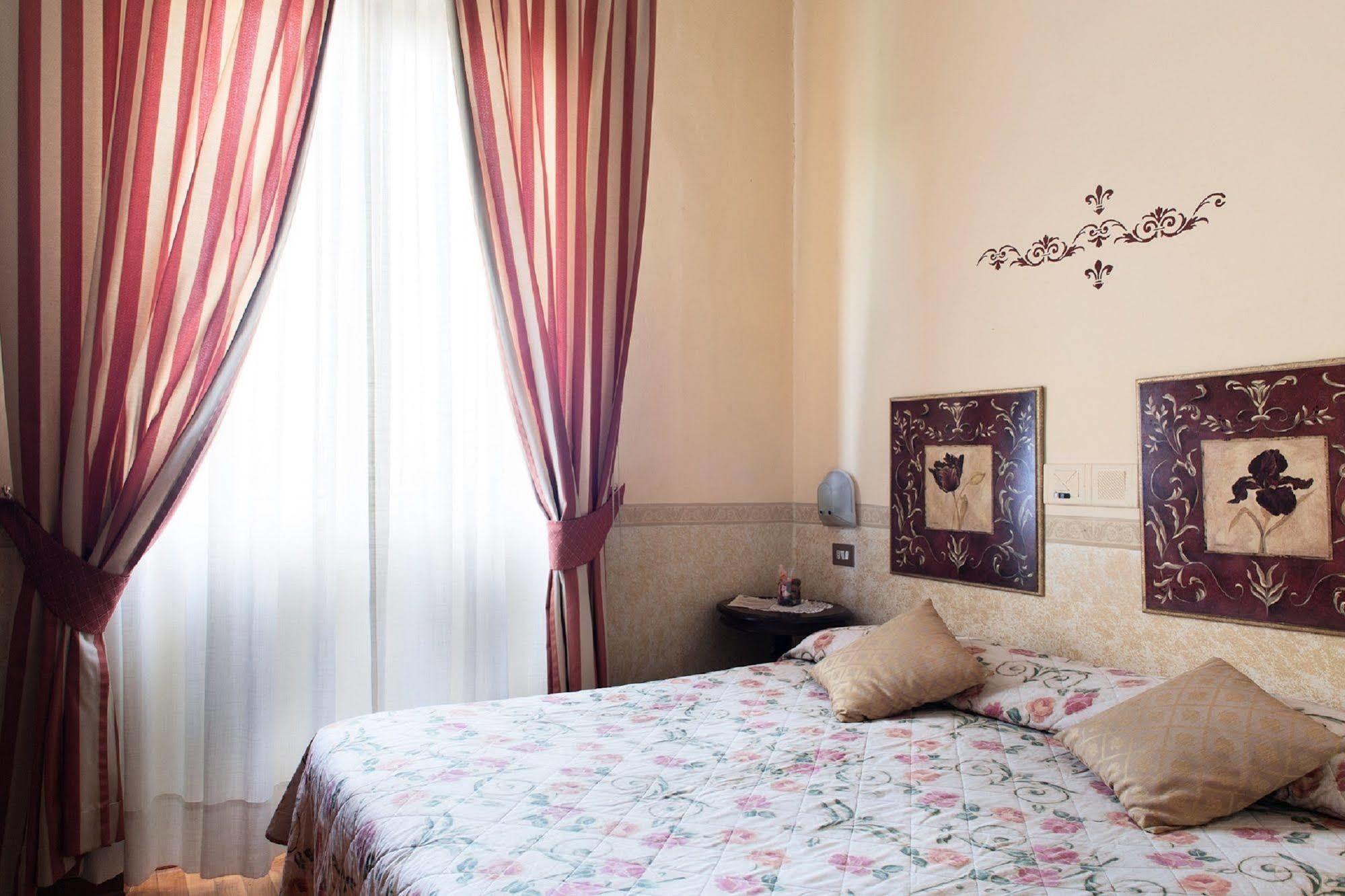 Andrea Hotel Florença